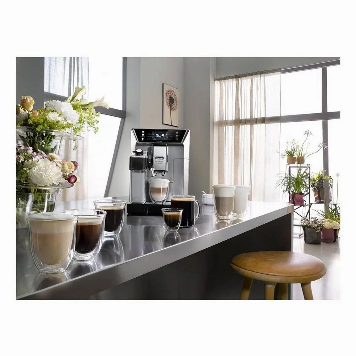 De'Longhi ECAM 550.85.MS PrimaDonna Class, perfekter Milchschaum, intuitive Bedienung, individuelle Getränkeanpassung 3