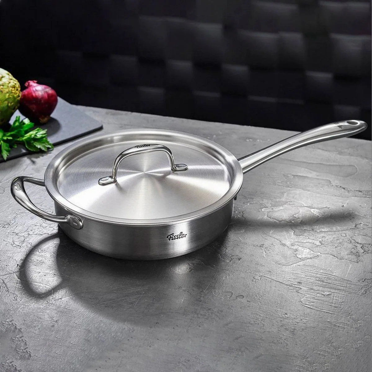 Fissler M5 Pro-Ply Bratpfanne, 5-lagiges Mehrschichtmaterial, präzise Temperaturkontrolle 2