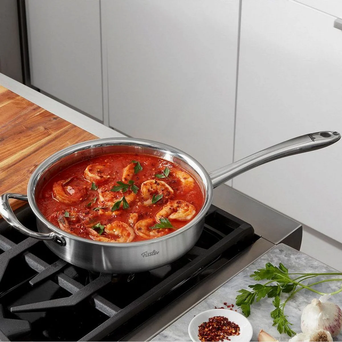 Fissler M5 Pro-Ply Bratpfanne, 5-lagiges Mehrschichtmaterial, präzise Temperaturkontrolle 4