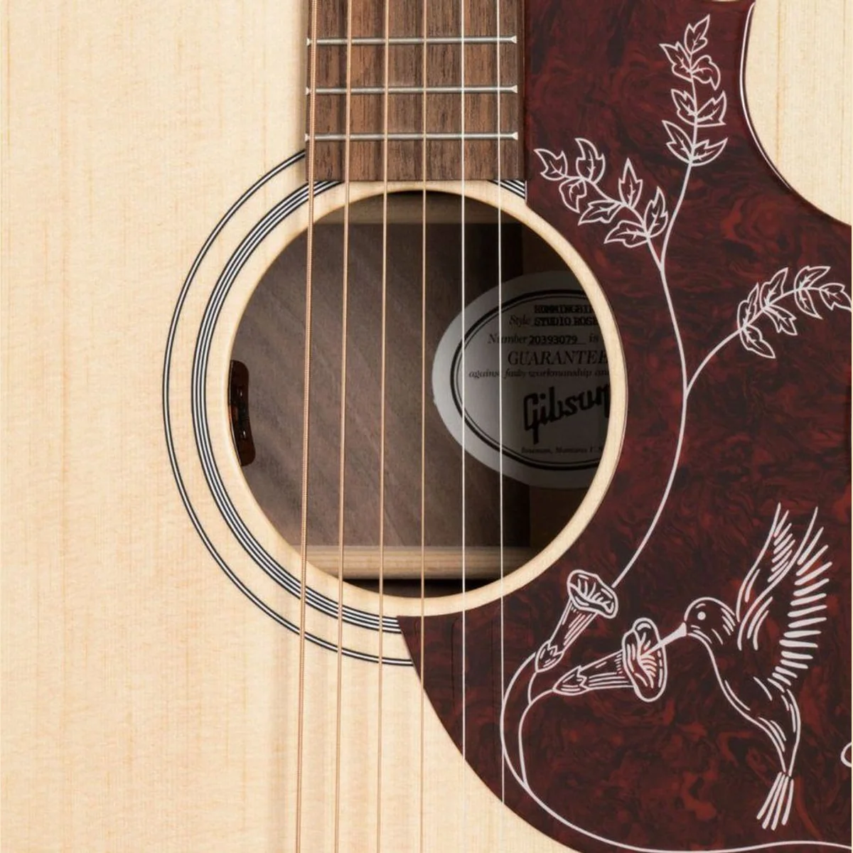 Gibson Hummingbird Studio Walnut Satin, Dreadnought, massives Holz, inkl. Case 5