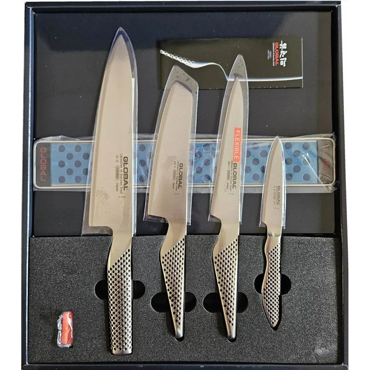 GLOBAL G-251138/M30 Messerset, 5-teiliges Set mit Magnetleiste 2