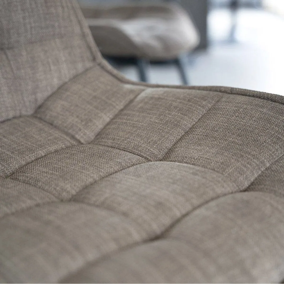Home Deluxe IKALO Esszimmerstuhl, gepolstert, robuster Stoff, elegantes Design 4