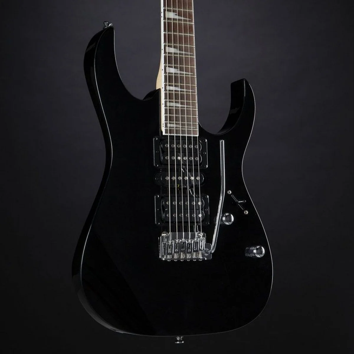 Ibanez Gio GRG170DX-BKN E-Gitarre, vielseitiger Klang, modernes Design, komfortable Handhabung 5