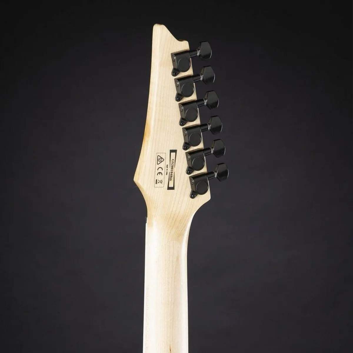 Ibanez Gio GRG121DX-WNF E-Gitarre, Okoumé-Korpus, zwei Humbucker 4