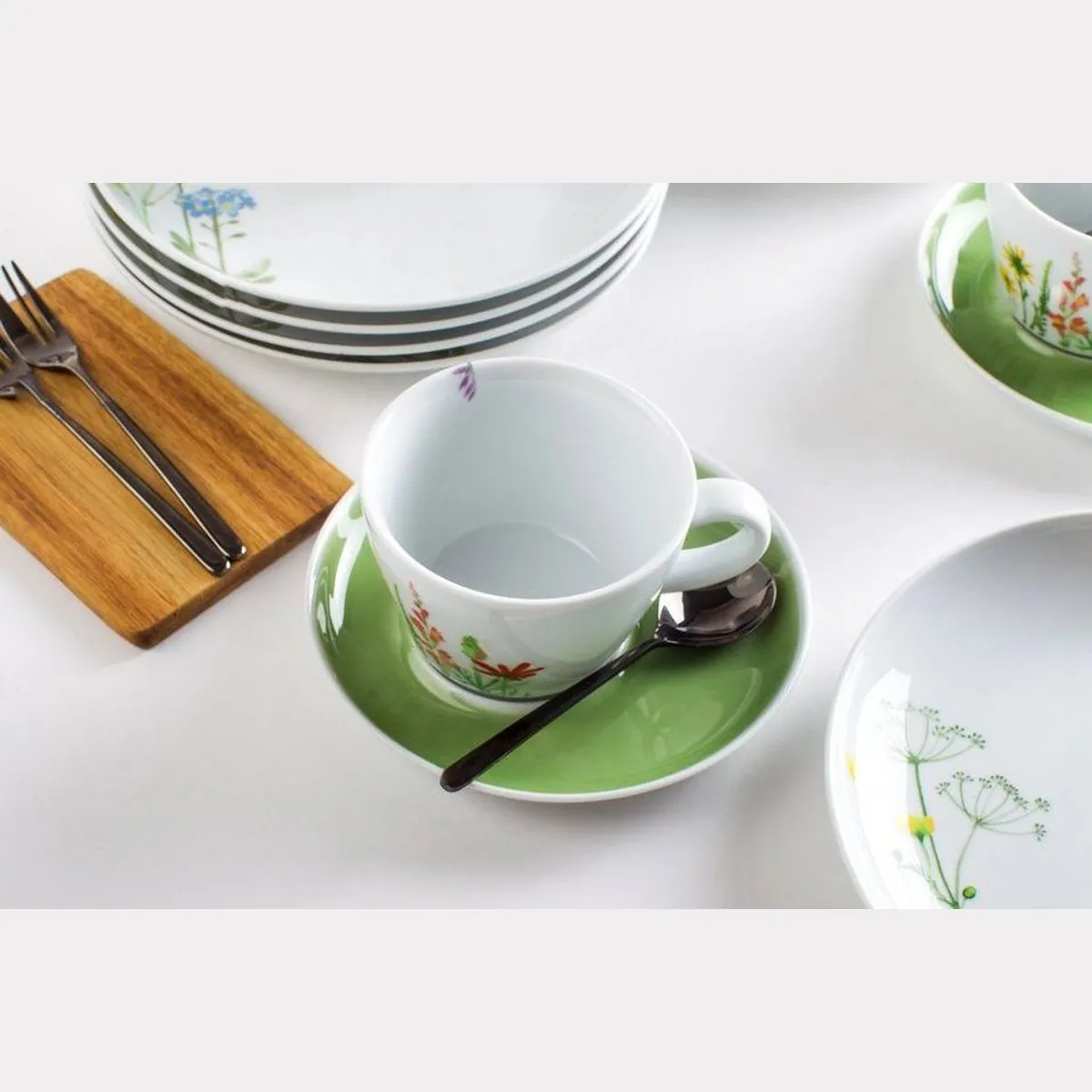 KAHLA Wildblume Kaffeeservice, 18-teilig, für 6 Personen, Porzellan 5