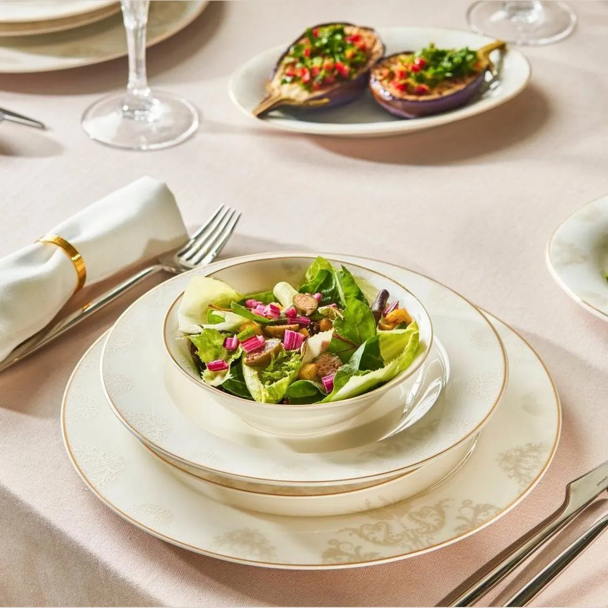 Karaca Elegance Bone Siena Geschirr-Set, 53-teilig für 12 Personen, edles Design 4