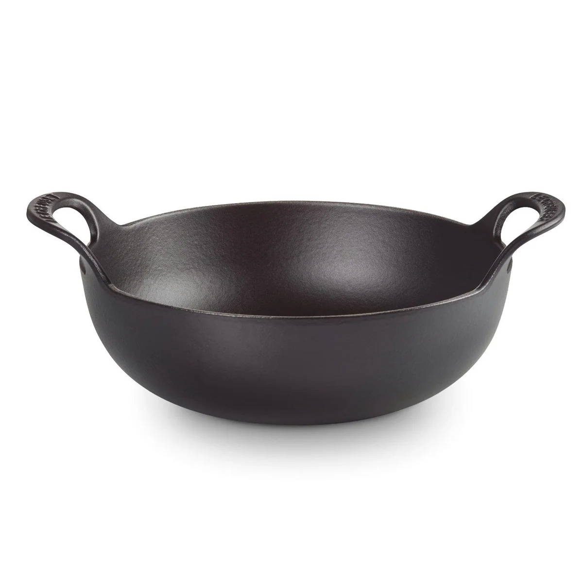 Le Creuset Balti Dish Tradition, emailliertes Gusseisen, 24 cm — vielseitig, pflegeleicht, elegant
