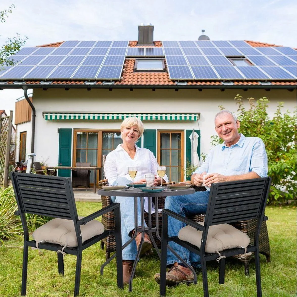relaxdays Gartenstuhl 4er Set, modernes Design, komfortable Armlehnen, robuste Materialien 3