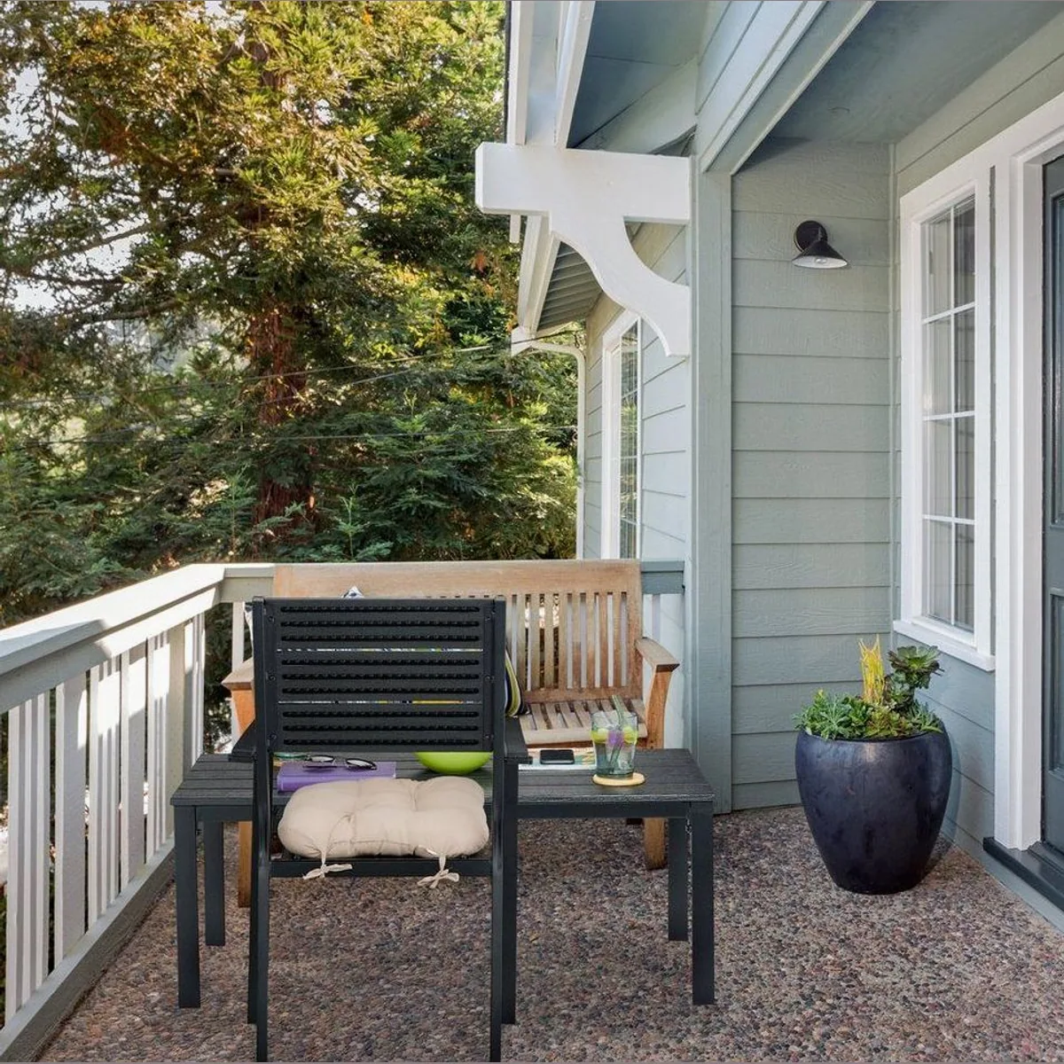relaxdays Gartenstuhl 4er Set, modernes Design, komfortable Armlehnen, robuste Materialien 5