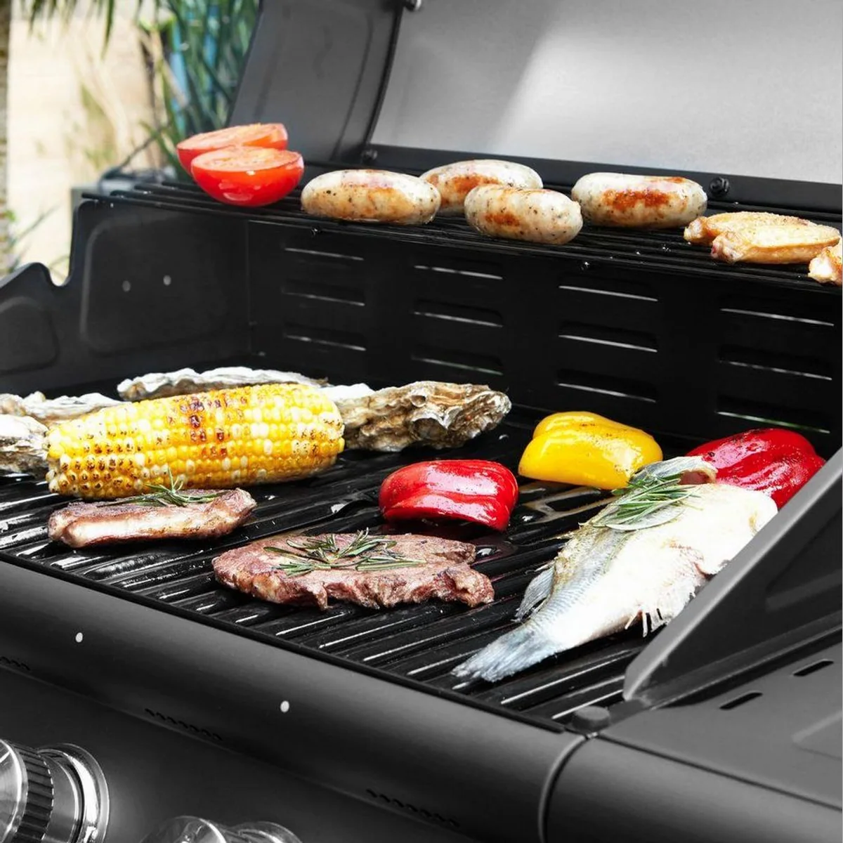 TAINO RED 4+1 Gasgrill, 4 Edelstahlbrenner, Piezozündung, Grillspieß-Auflage 3