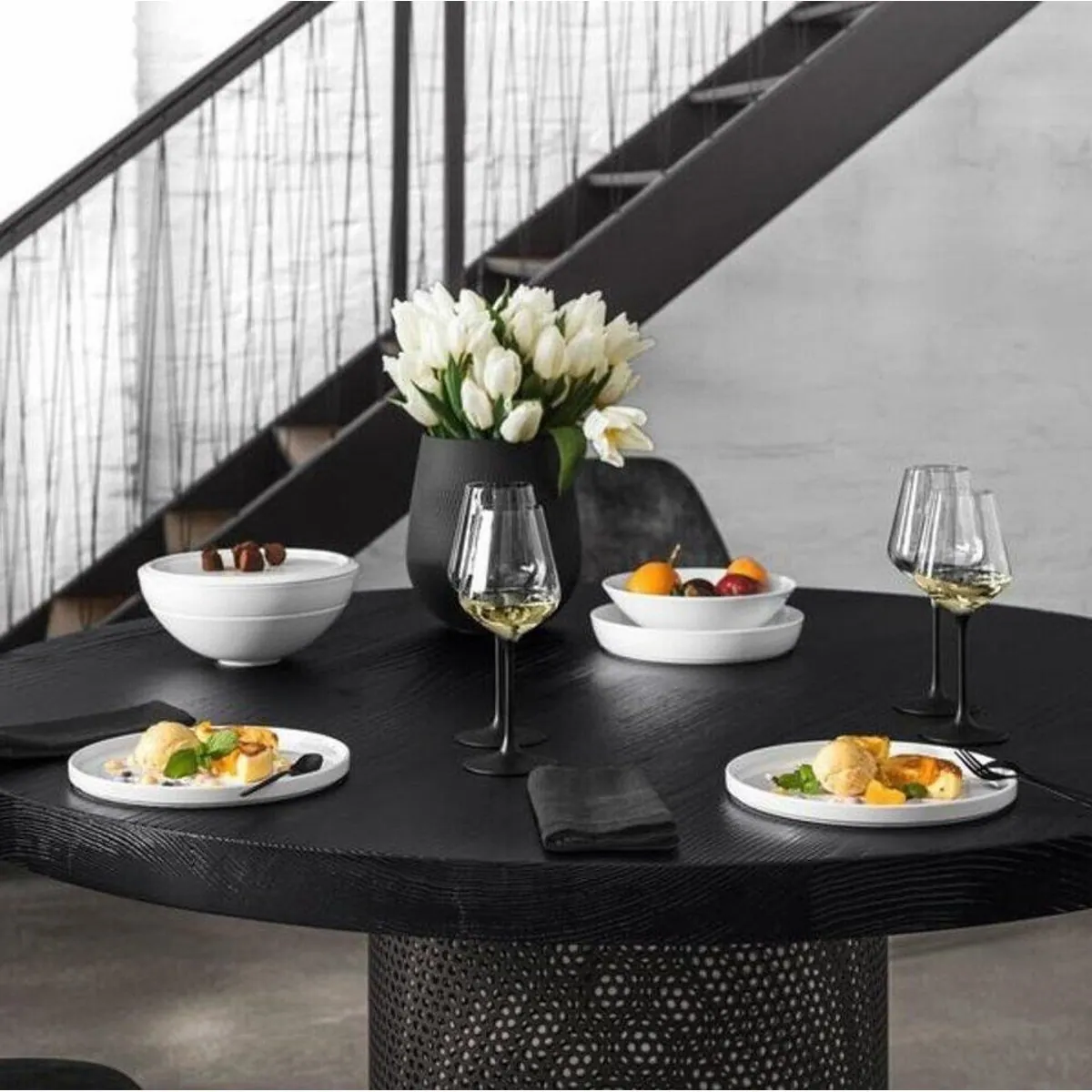 Villeroy & Boch La Boule Geschirr-Set, 7-teiliges Kombiservice in Schwarz & Weiß 5