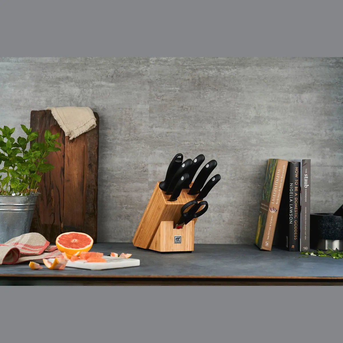 Zwilling Messerblock STYLE, 8-teilig, ergonomische Griffe, elegantes Design 2